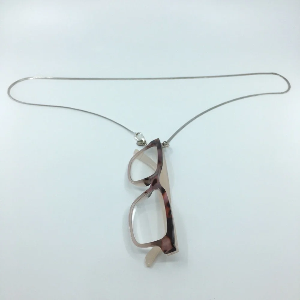 Chico's Signed Eyeglass Holder Long Necklace Silver Chain - Picture 13 of 13